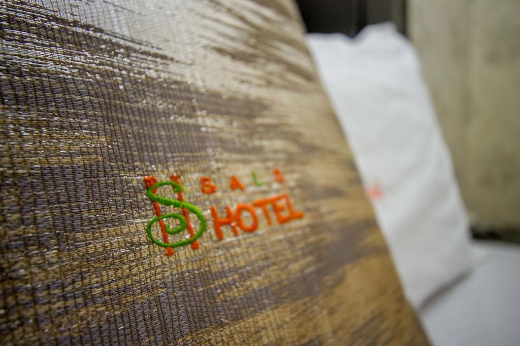 Sal'S Boutique Hotel Kampala Esterno foto